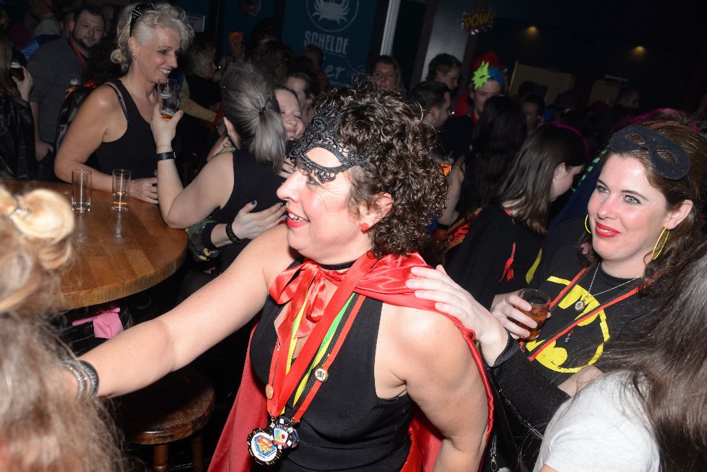 ../Images/Held op sokken feest 095.jpg